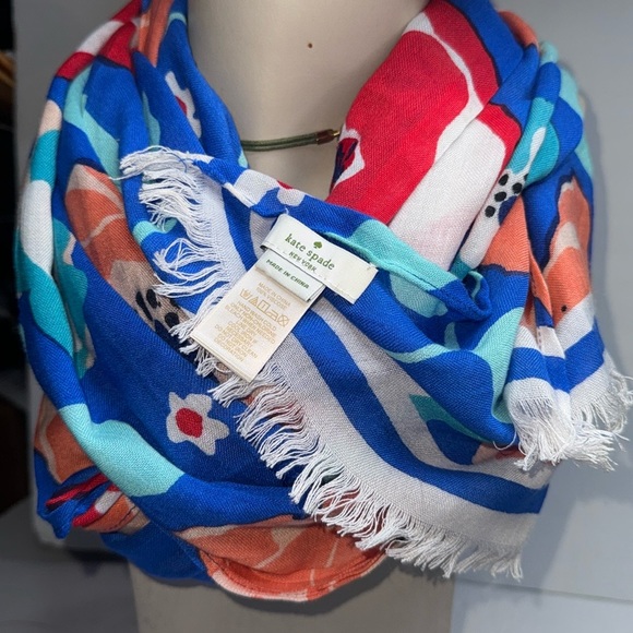 KATESPADE FLORAL SCARFS - Picture 3 of 7